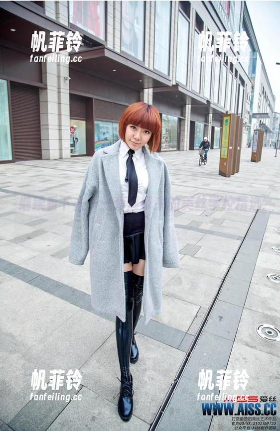 继续看下去——爱丝带来的美丝学校精选写真！