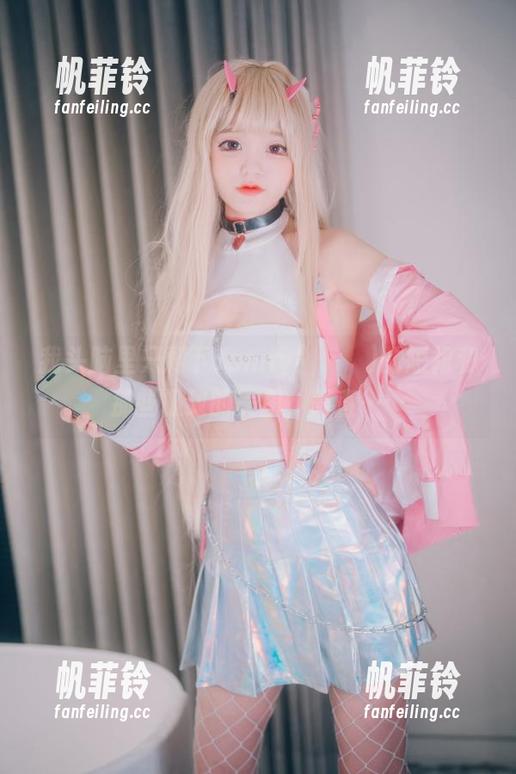 我头脑里只剩下Jenny(정제니)的短裙和那些极致的美图，简直……