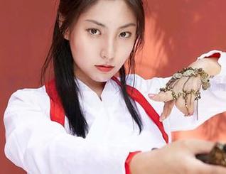 MiiTao蜜桃社 – 白裙里的琉璃lily，私拍资源快来get！