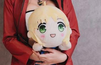 轻松欢乐的PuyPuyChan，在写真中演绎Mordred的战斗气质！