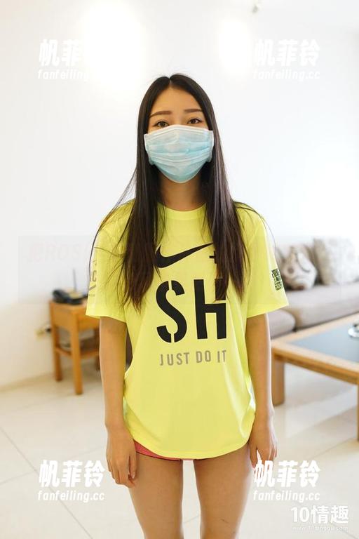 把ROSI全套制服作品里的嫩学妹放大，校园的风景果然不一般！