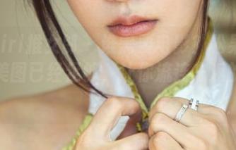 TuiGirl推女郎 – 谁需要电影？松果儿的浴室美图已经足够，让你流连忘返的照片！