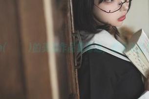 Uhye(이유혜)的美脚作品集精选，都是随意的优雅