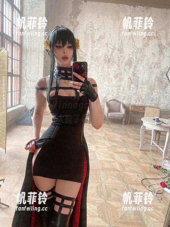 Vinnegal 私拍时光,Vinnegal让你的女王梦成真?这美图太能了吧,真不敢相信!