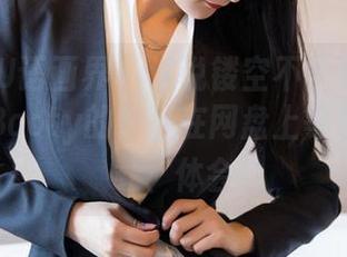 XIAOYU语画界 – 谁说镂空不需要技巧？徐莉芝Booty的作品在网盘上等着你来下载、体会