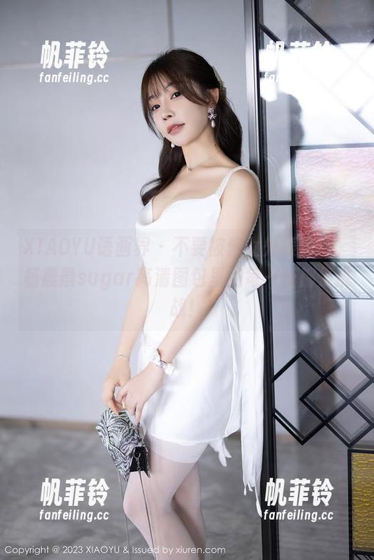 XIAOYU语画界 - 不要被修女外表迷惑，杨晨晨sugar高清图包里的每一帧都是挑战！