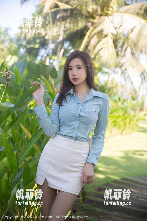 Xiuren秀人网 - 给生活按下暂停键——Manuela玛鲁娜的高清壁纸让你在夏天也能懒洋洋。