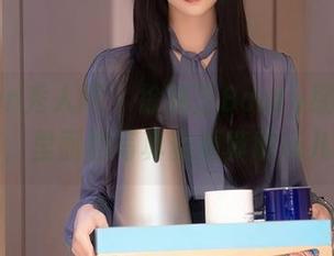 Xiuren秀人网 – 徐莉芝Booty绽放的礼服，里面的写真资源真敢玩儿！