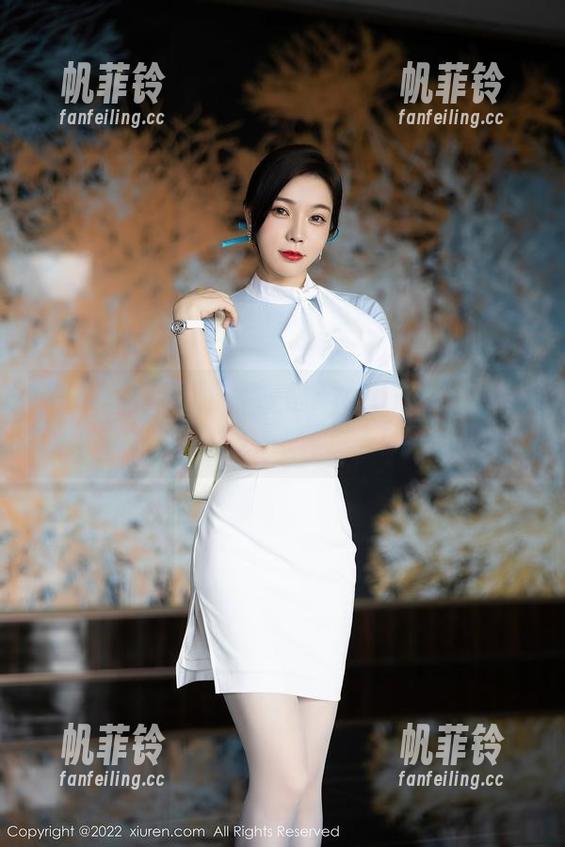 Xiuren秀人网-白白Alina Xiuren秀人网 - 白白Alina短裙合集:无圣光,请轻声入内
