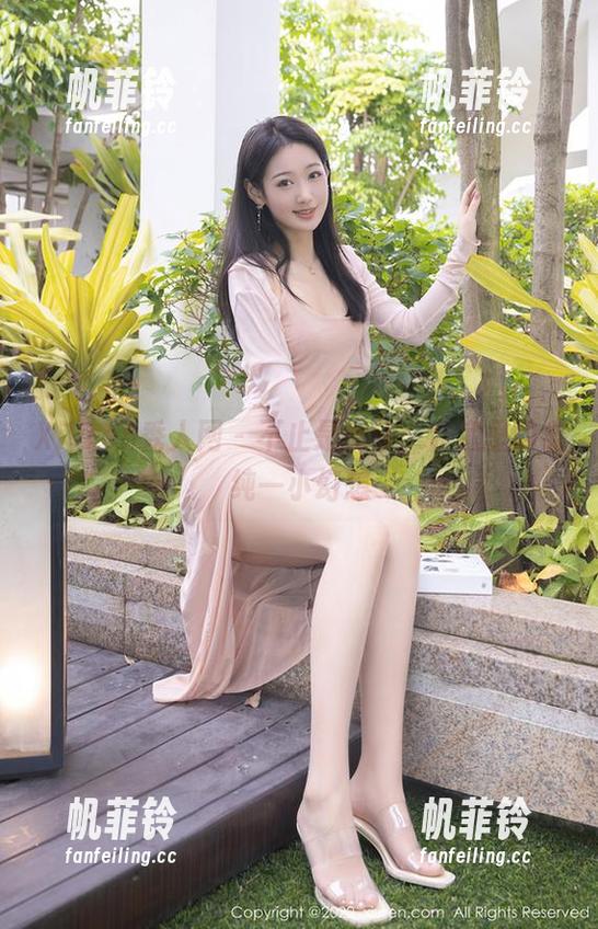 Xiuren秀人网 - 不止是女仆，私房里的金纯一小幻想