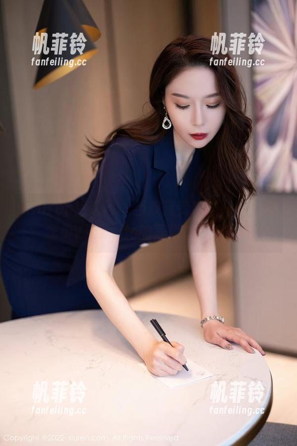 Xiuren秀人网 - 当教室变成福利站，陈念灵Vickyao的写真让我想上课