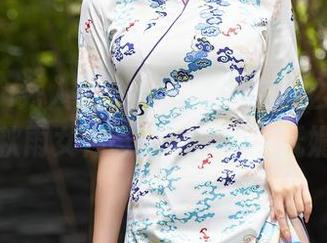 Xiuren秀人网 – 合集里总有那么几张，陈秋雨女神谁都想拥有的妩媚。