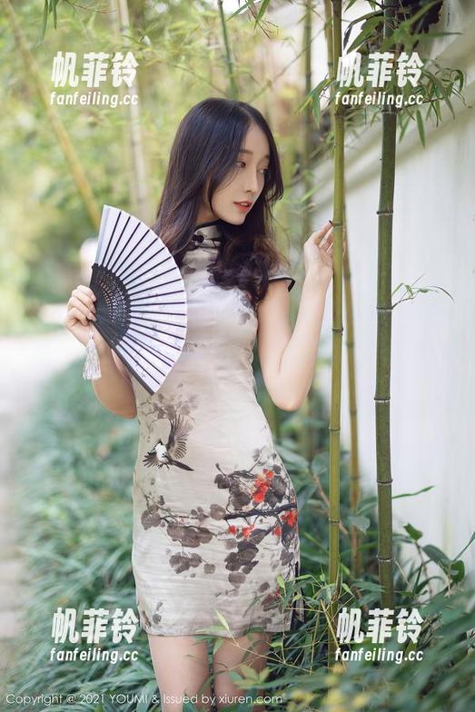 YouMi尤蜜荟 - 唐婉儿Lucky的黑白原图，无意中让我想起了我的摄影作品，结果最后都是黑乎乎的！