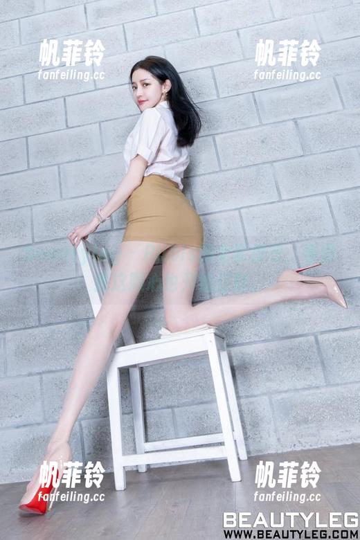 beautyleg - Rubis的全套皮衣，看得我这颗心也开始打鼓。