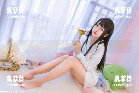 lovely呆玄的私拍：就算是穿T恤的凌波，也逃不过我的眼光！