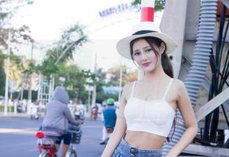 partycat轰趴猫 – 拯救你的衣橱，可乐Vicky的美图连衣裙图包亮相！