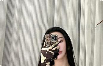 微密圈 – 旗袍多好啊，不爱笑的赛琳这波精选的图片直接上天，真当是穿越回古代了！