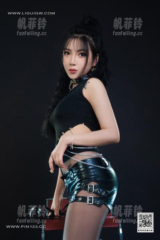 丽柜 - 佳怡的灰丝日常，不怕无圣光，就怕图包太美