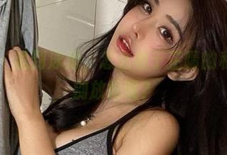 微密圈 – 说到泳池，怎么看于芷晴的私拍就特别放松呢？