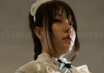 今汐又来天台啦！最新图片得慢慢看，妹妹这气质真贼好。