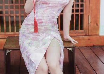 又是仙女月的和服图包，疯狂品质控制，差点没让人信服她走的是同样一条路。