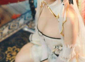 女孩写真：前羽_rr的定制秀，疯狂的POSE和小动作，保证让你看了还想再看！