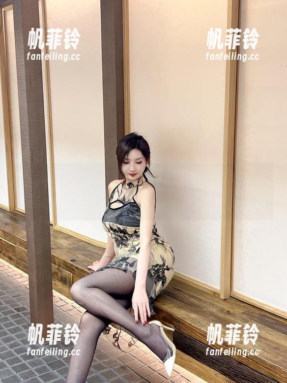 周妍希 微密圈 - 周妍希在线,黑丝与琴键的完美碰撞,资源全开!