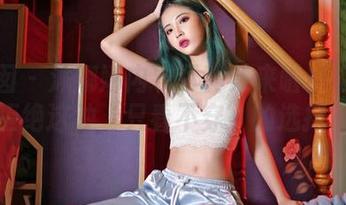 嗲囡囡 – 沐娜娜内衣写真集来啦！谁又能拒绝这种‘只看不穿’的选择？