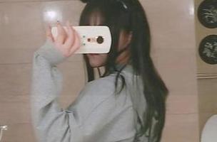 夏鸽鸽不想起床的比基尼全集：一传十，十传百，最近我妈也开始关注我了…