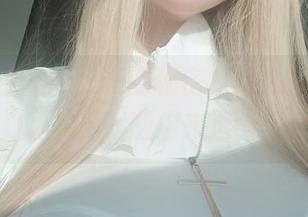 探讨女主K的仁妻的秘密，cos的花样多，下载随你来选！