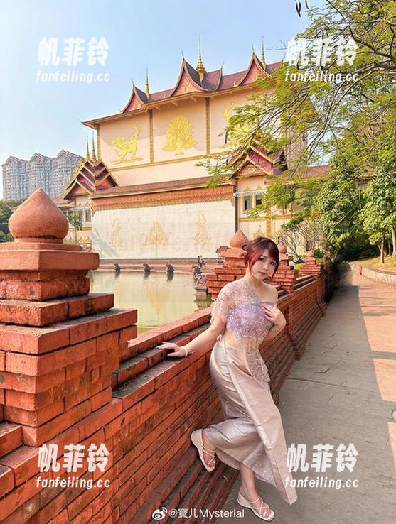 更新！宝儿mysterial的眼镜美图，型号我也想来一打，可惜太有距离感了！