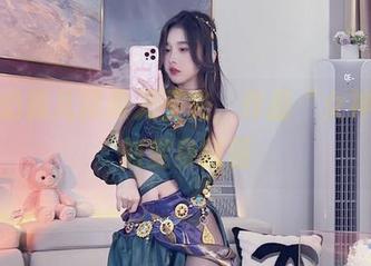 小小奶瓶儿拯救无圣光，作品“女神”立刻变身靓丽