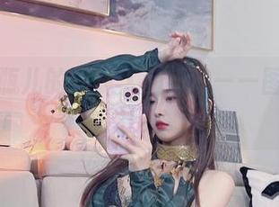 小小奶瓶儿的珍珠人鱼cos——图包也疯狂！