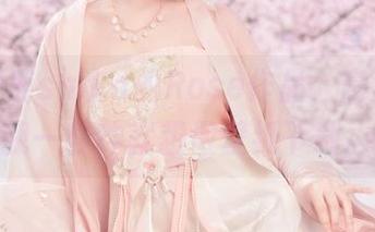 这小鹿鹿shika的Rose作品，高清到让我一秒钟就想做壁纸下载。