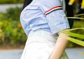 尤蜜荟 – SOLO-尹菲的内衣原图——完全免费，感觉自己快成为“福利达人”了！