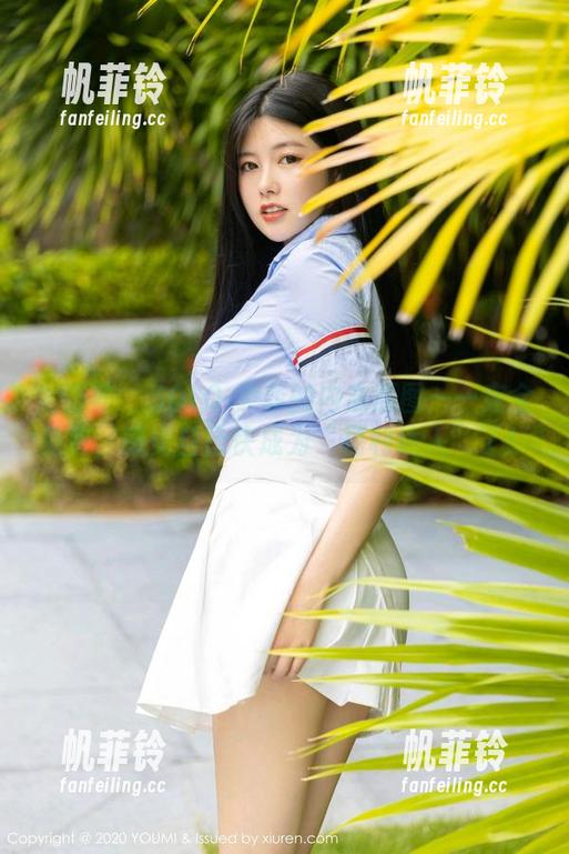 尤蜜荟 - SOLO-尹菲的内衣原图——完全免费，感觉自己快成为“福利达人”了！