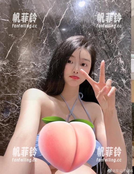 左公子666 微密圈 - 别以为万圣节只有糖果,左公子666来了,图集里的福利你懂的!