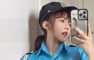 微密圈 – 资源里有张思允的制服黑丝，直接戳到我心底那根弦。