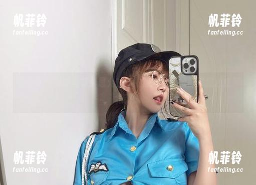 微密圈 - 资源里有张思允的制服黑丝，直接戳到我心底那根弦。