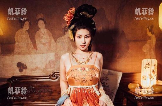 谁说女仆只能是黑白？网盘里星澜是澜澜叫澜妹呀的乳牛女仆打破了常规！