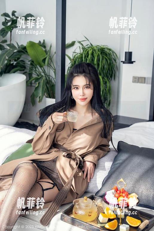 星颜社 - 易阳Silvia的私房牛仔裤：原图直接，穿搭优雅还是随意？