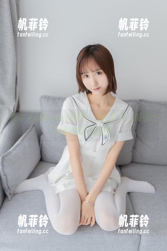 免费木棉棉OwO原图：她的夏天，似乎比冰淇淋还要甜腻