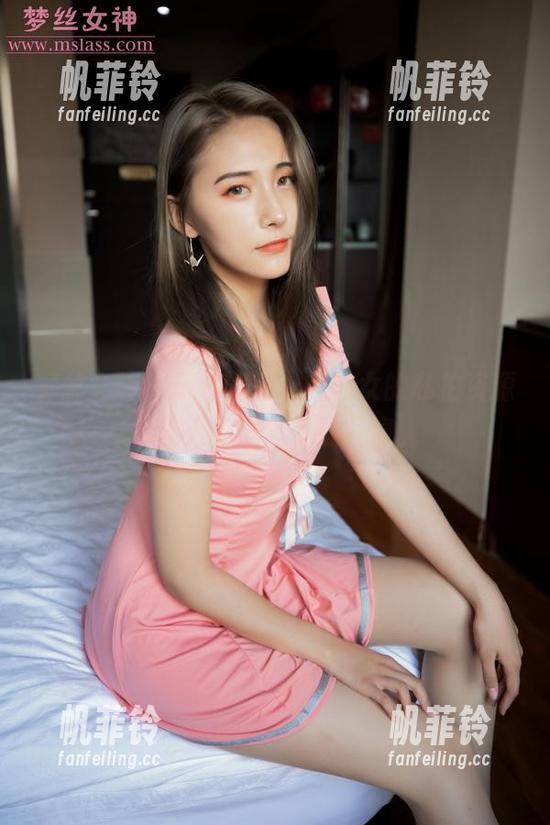 梦丝女神 - 玩转剧情，莹仙女的私拍资源真让人偷偷想多看几遍。