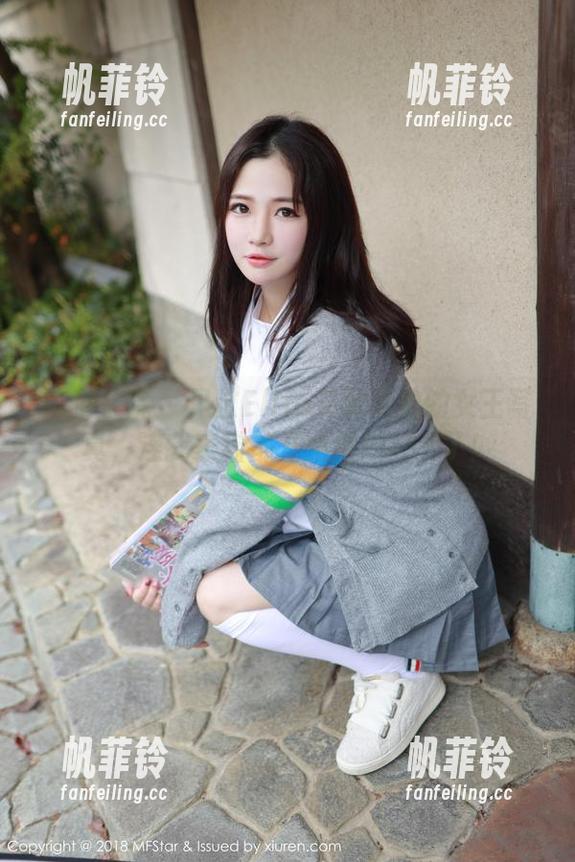 模范学院 - 见过Ellie艾栗栗拍的女王写真，连我家猫都开始摆POSE了！