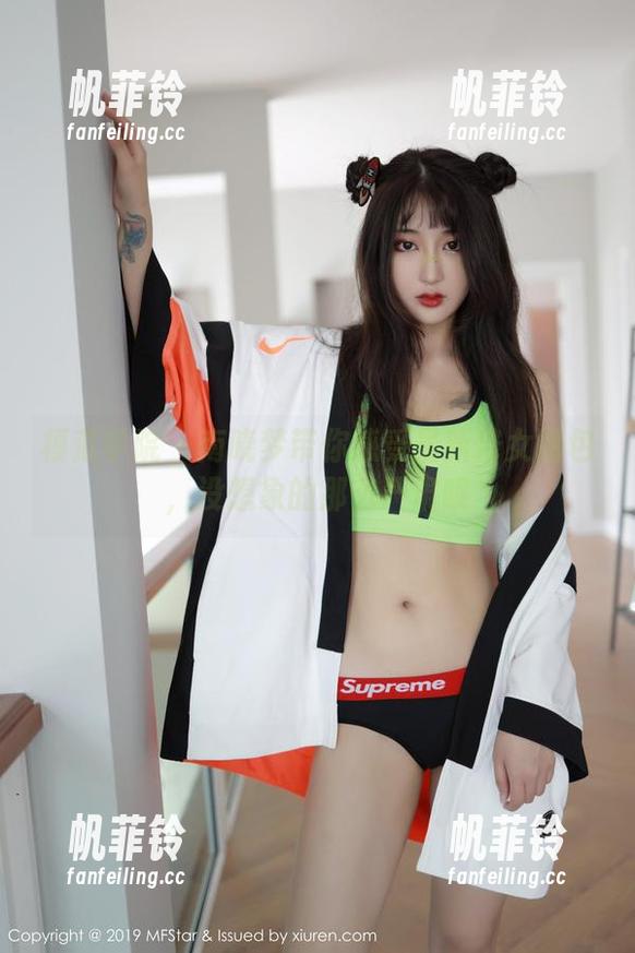 模范学院 - 南晓梦带你感受最新修女图包，没想象的那么严肃哦