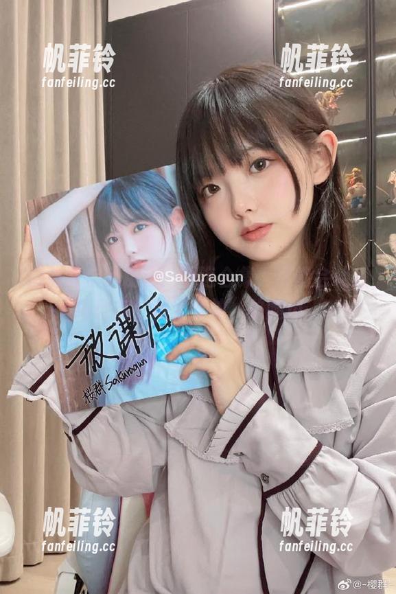 樱群带你玩粉色：精选合集，可能会让人摔倒在“糖果女神”的腿边。