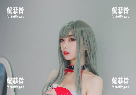 清颜真德秀的私房黑色，乍一看，还有点儿神秘兮兮的？