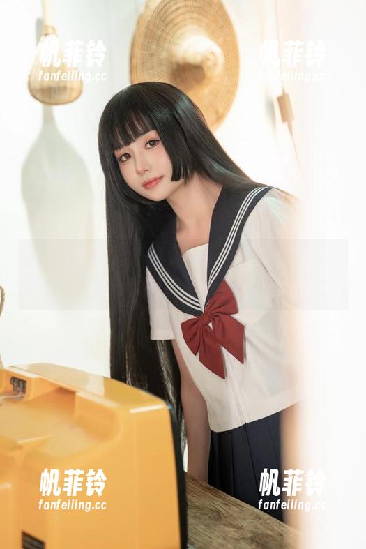更新来啦，爆机少女喵小吉的美图中更衣人偶像是开了挂的恋爱。