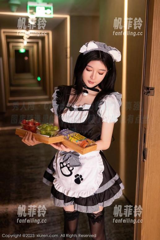 秀人网 - Candy糖糖的御姐气场真强，图库精选里的气氛都不同了，听说有点丝滑……