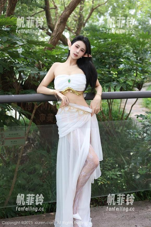 秀人网 - Miko酱的美足图集：拯救你的审美，重塑你的脚步！